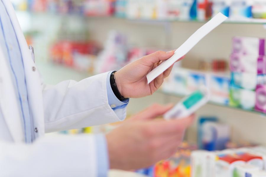 10 głównych powodów, dla których warto umówić się z farmaceutą